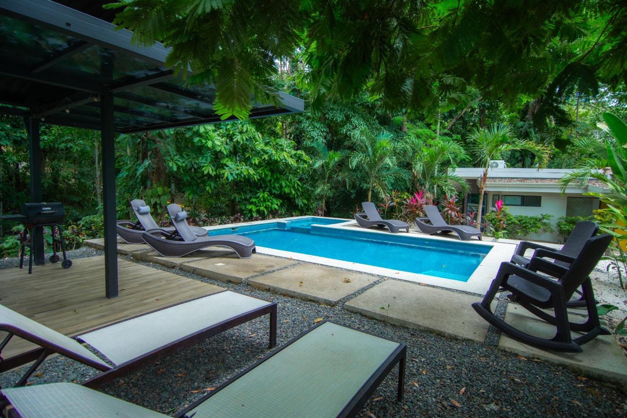 Lodge Selva Color - Forest & Quebrada Ganado